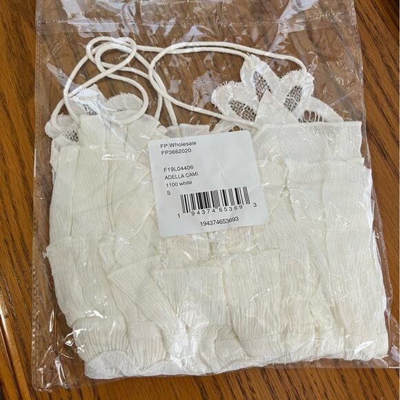 NWT FREE PEOPLE Adella Cami White Lace Strappy Size Small - Picture 7 of 9